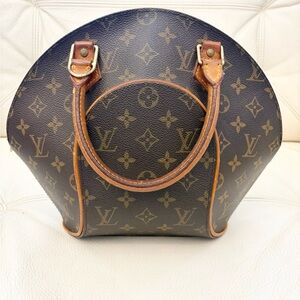 Louis Vuitton Ellipse PM